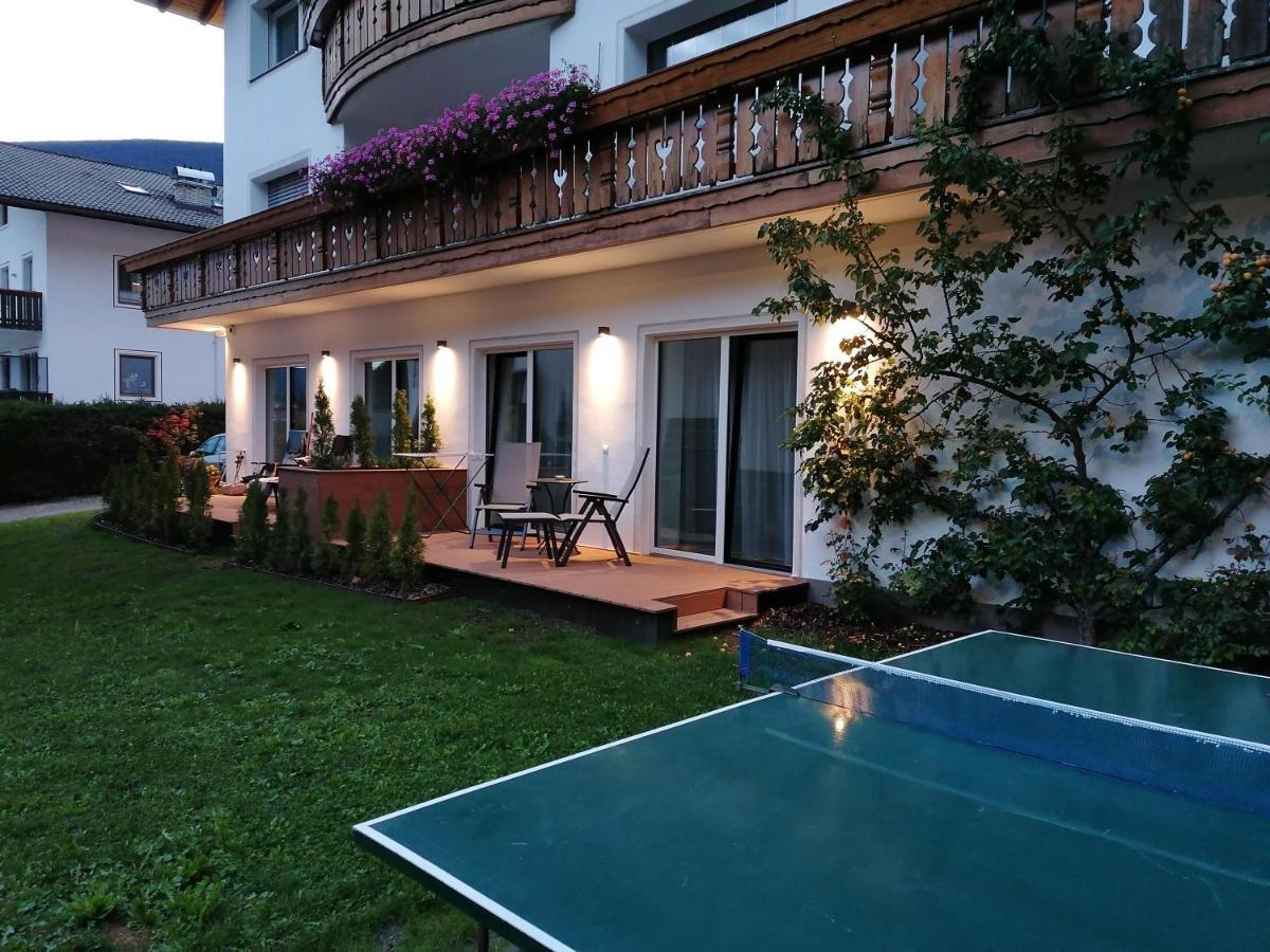 Apartments Montblanc Sella Ортізеї Екстер'єр фото